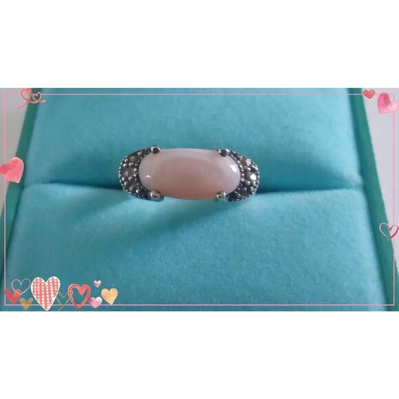 Pretty Vintage Pink Peruvian Opal & Marcasite Statement Ring Sz 7 - Picture 1 of 3